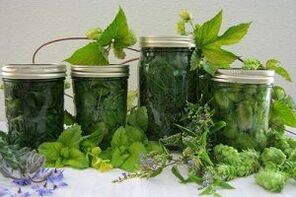 Herbal tinctures for the treatment of varicose veins